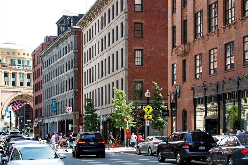 99-105 Broad, Waterfront