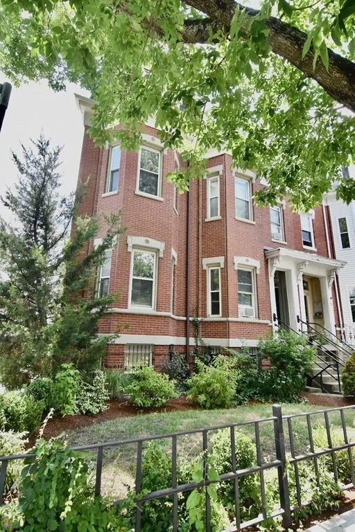 17 Savin Hill Ave, Dorchester