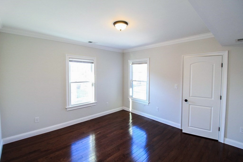 30 Holton St, Allston