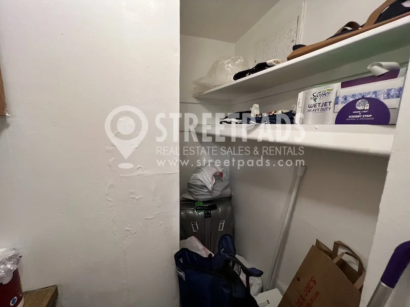 1163 Beacon St, Longwood