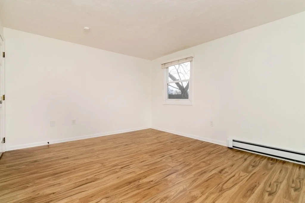 82 Glendower Rd, Roslindale