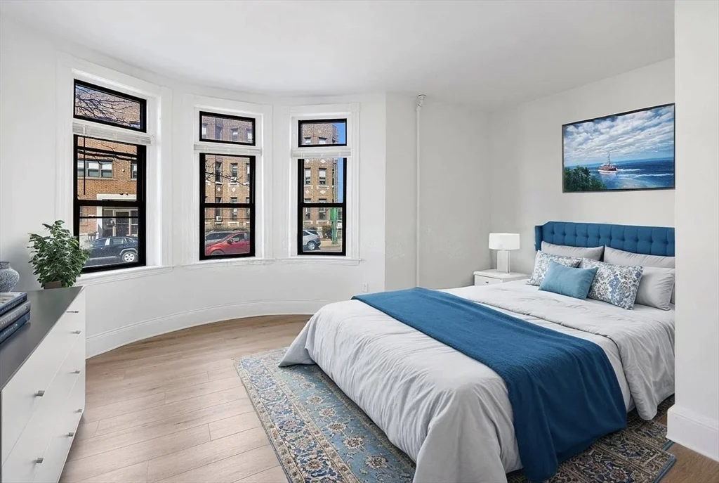 864 Huntington Ave, Mission Hill