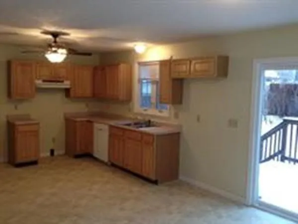 660 Boston Rd, Pine Pt Bstn Rd