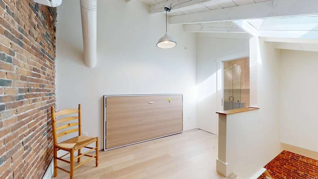 1 Liberty St, Newburyport