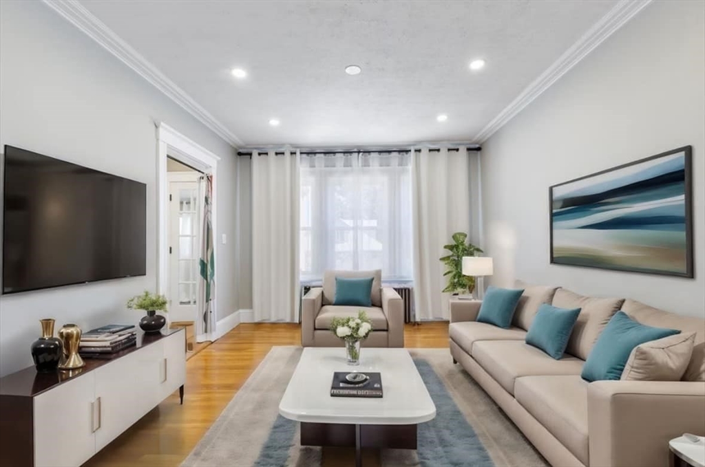 241 Beech St, Roslindale