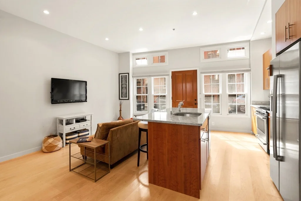 19 Cooper St, North End
