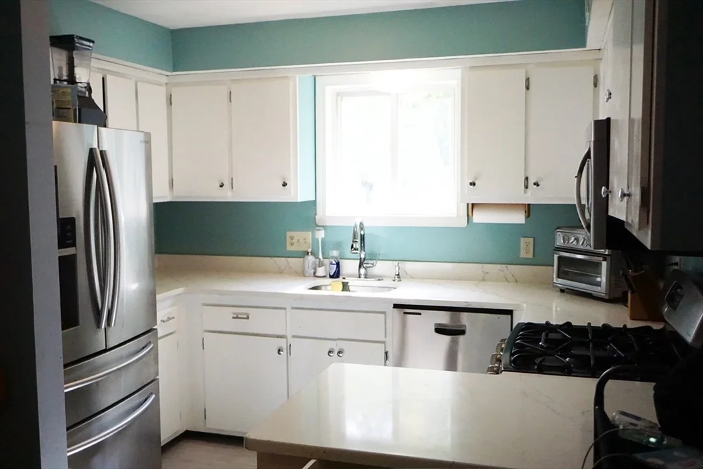 100 Merrimack Ave, Dracut