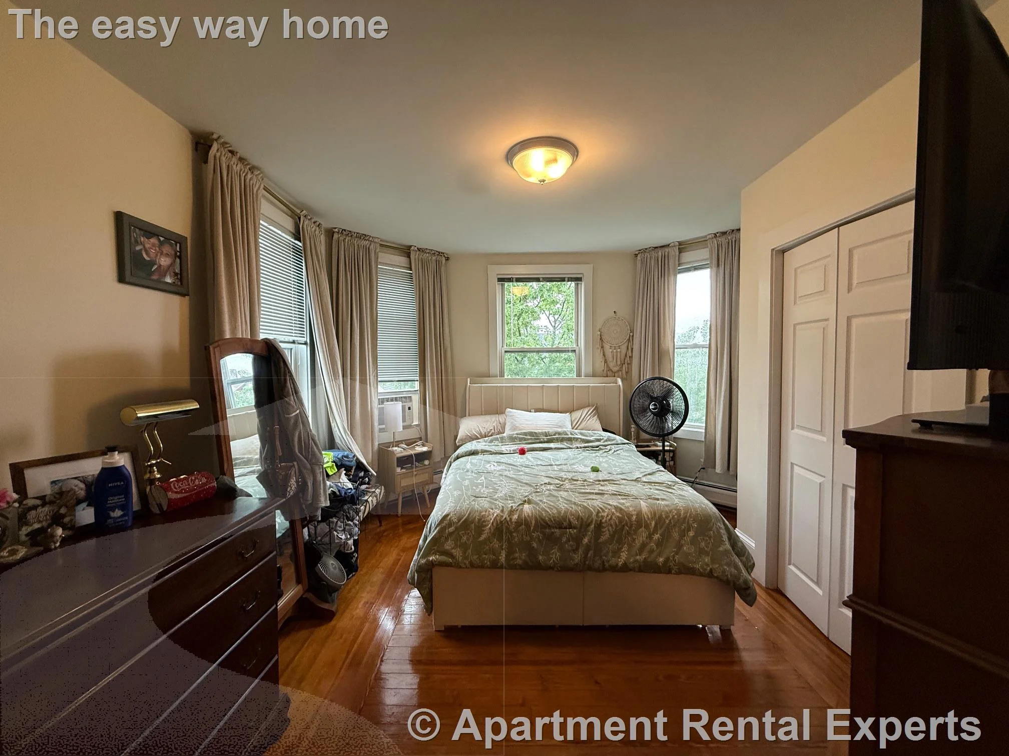 10 Garrison Ave, Teele Square