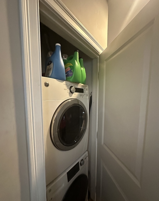 171 Walnut St, Winter Hill