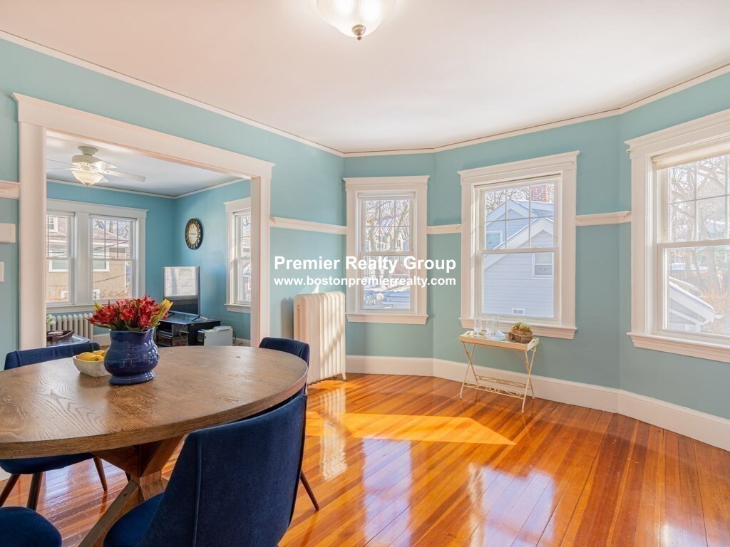 139-141 Harvard St, Newtonville