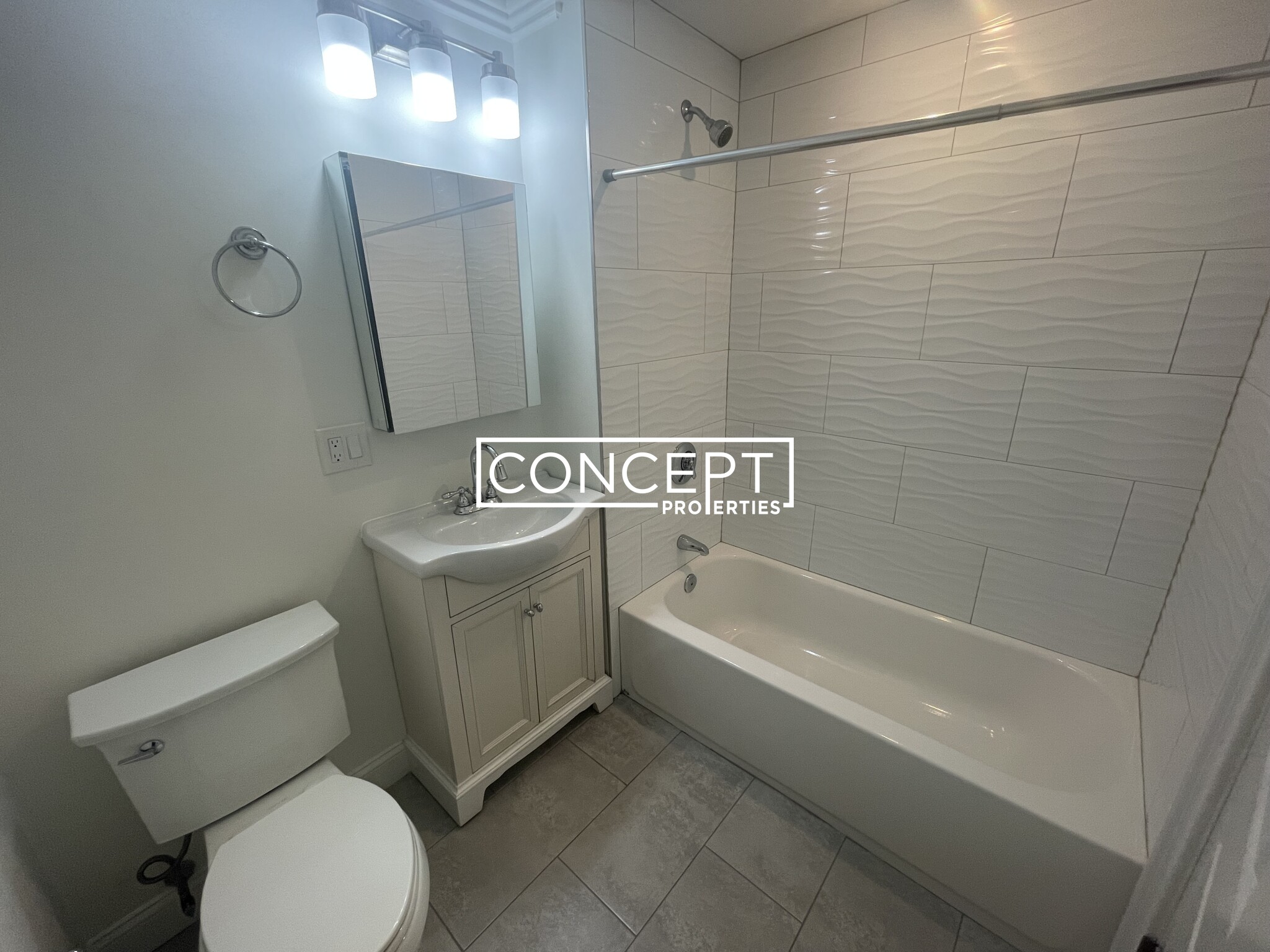 2 bed, 1 bath apartment for rent at 41 Walnut Park Unit 1, Roxbury — photo 12 of 13