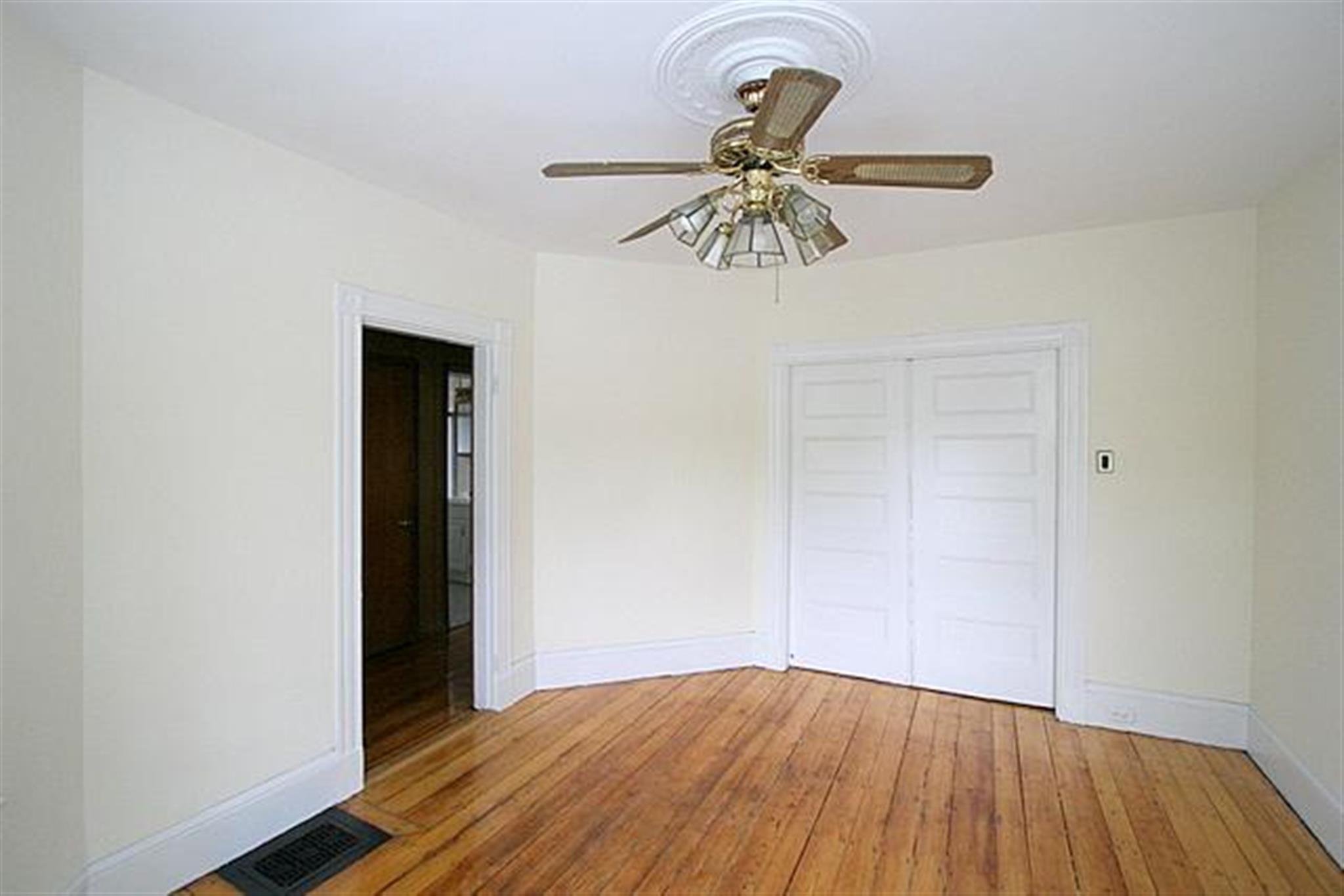 2.5 bed, 1 bath apartment for rent at 49 Porter Rd Unit 2, Porter Square — photo 2 of 29