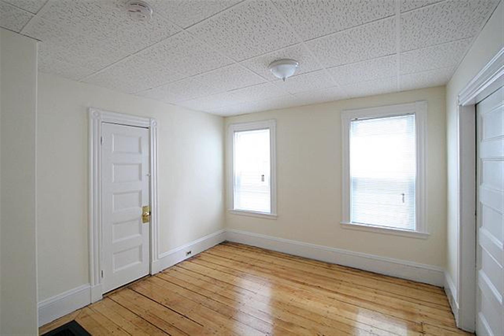 2.5 bed, 1 bath apartment for rent at 49 Porter Rd Unit 2, Porter Square — photo 3 of 29