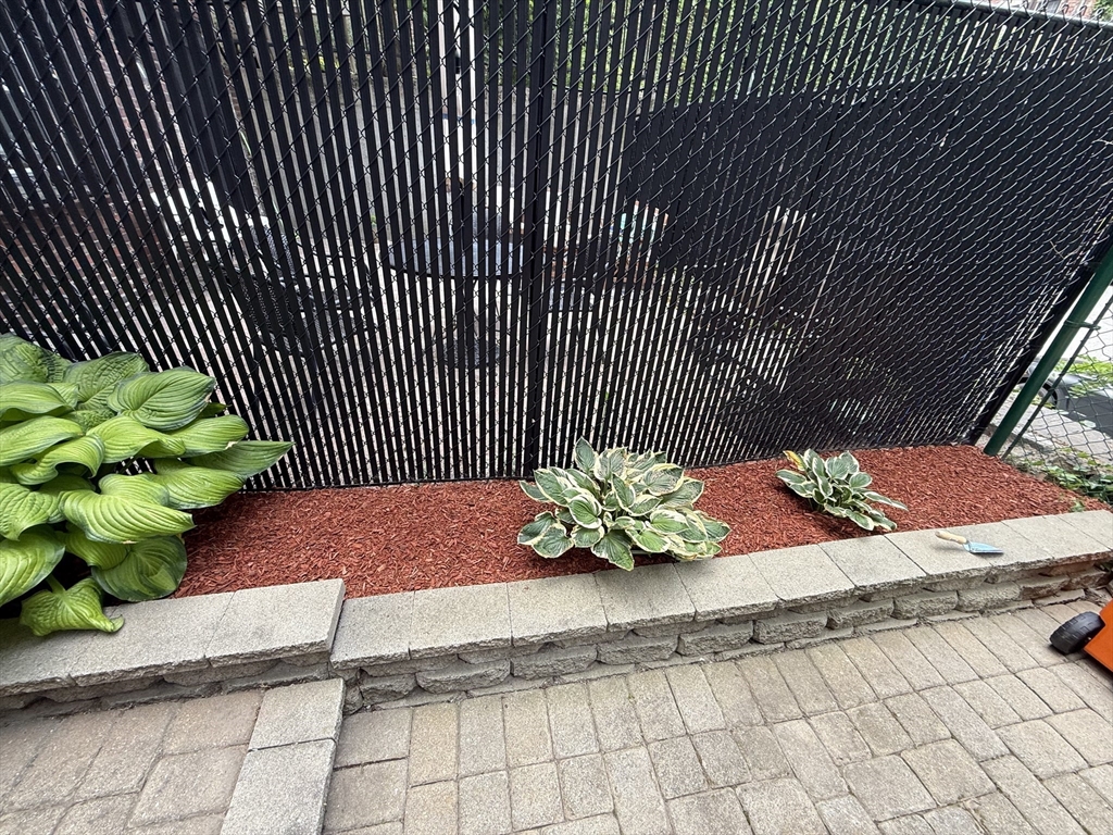 29 Grove St, Beacon Hill