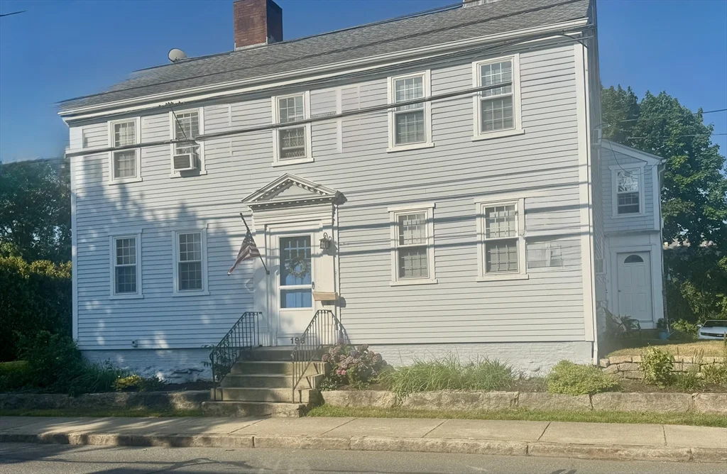 198 Main St, East Fairhaven