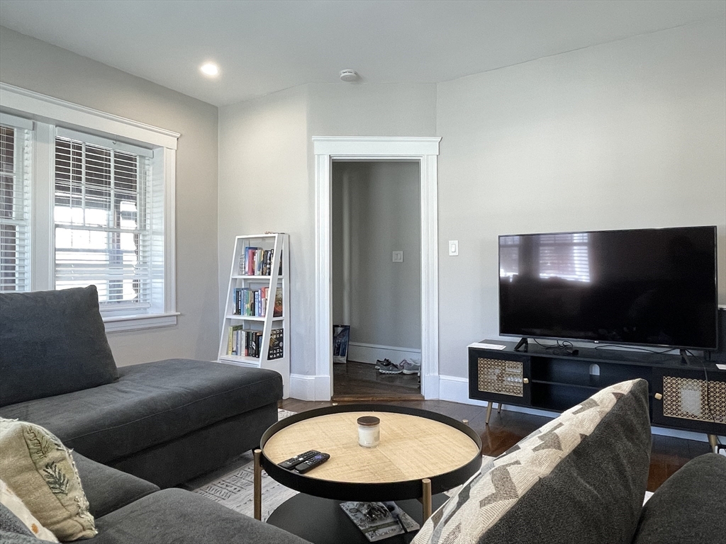 24-26 Kirk St, Winchester