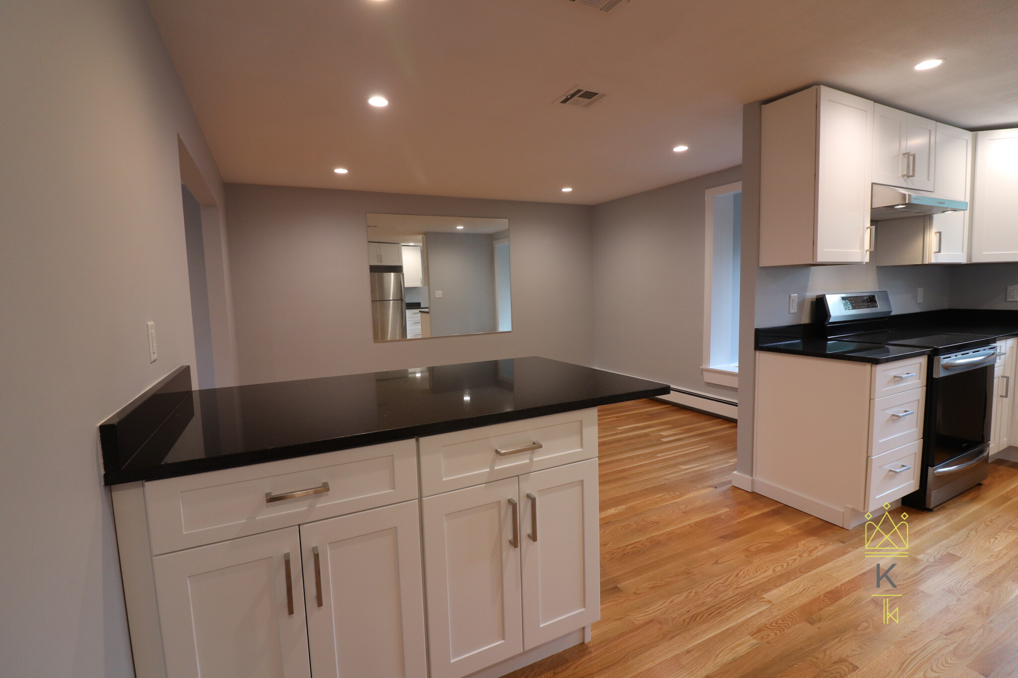 72 Louise Rd, Chestnut Hill