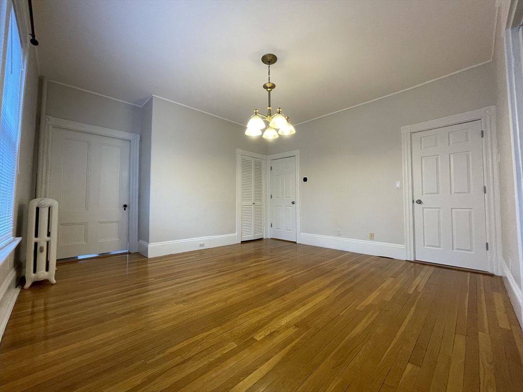 11 Maple Cir, Newton Corner