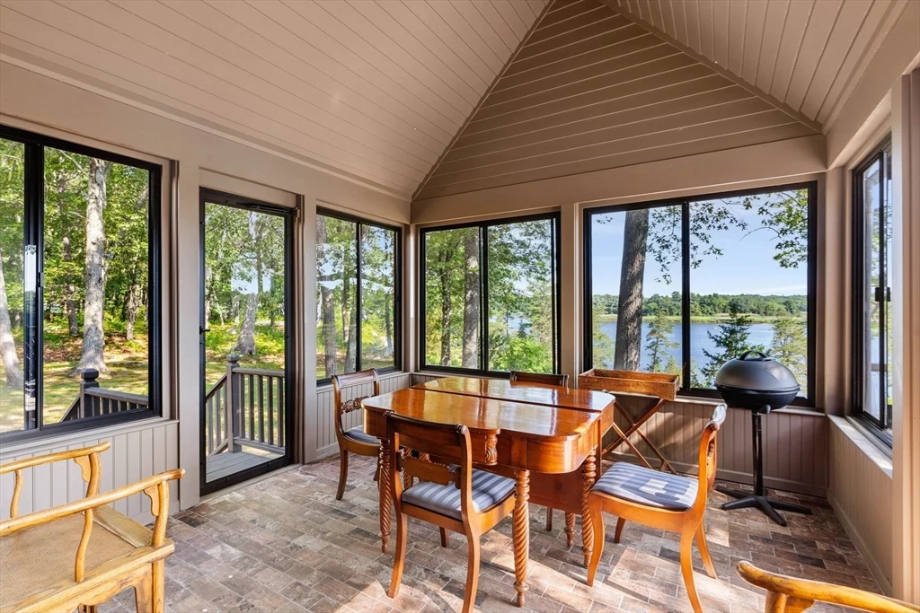 7 Pipers Quarry, Newburyport