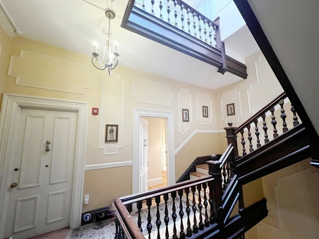 86 Commonwealth Ave, Back Bay