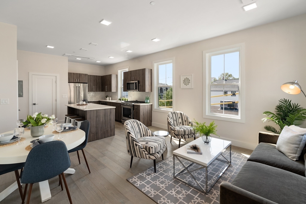 24 Rush St, East Somerville