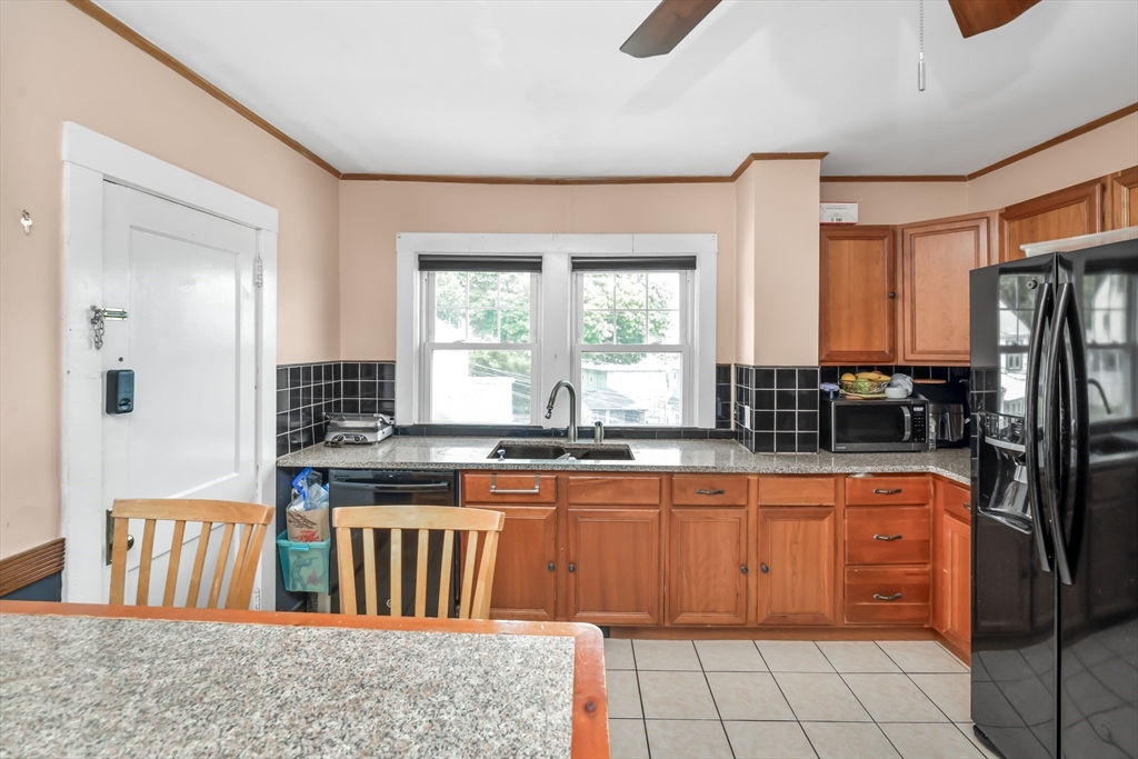 404 Mount Auburn, Watertown