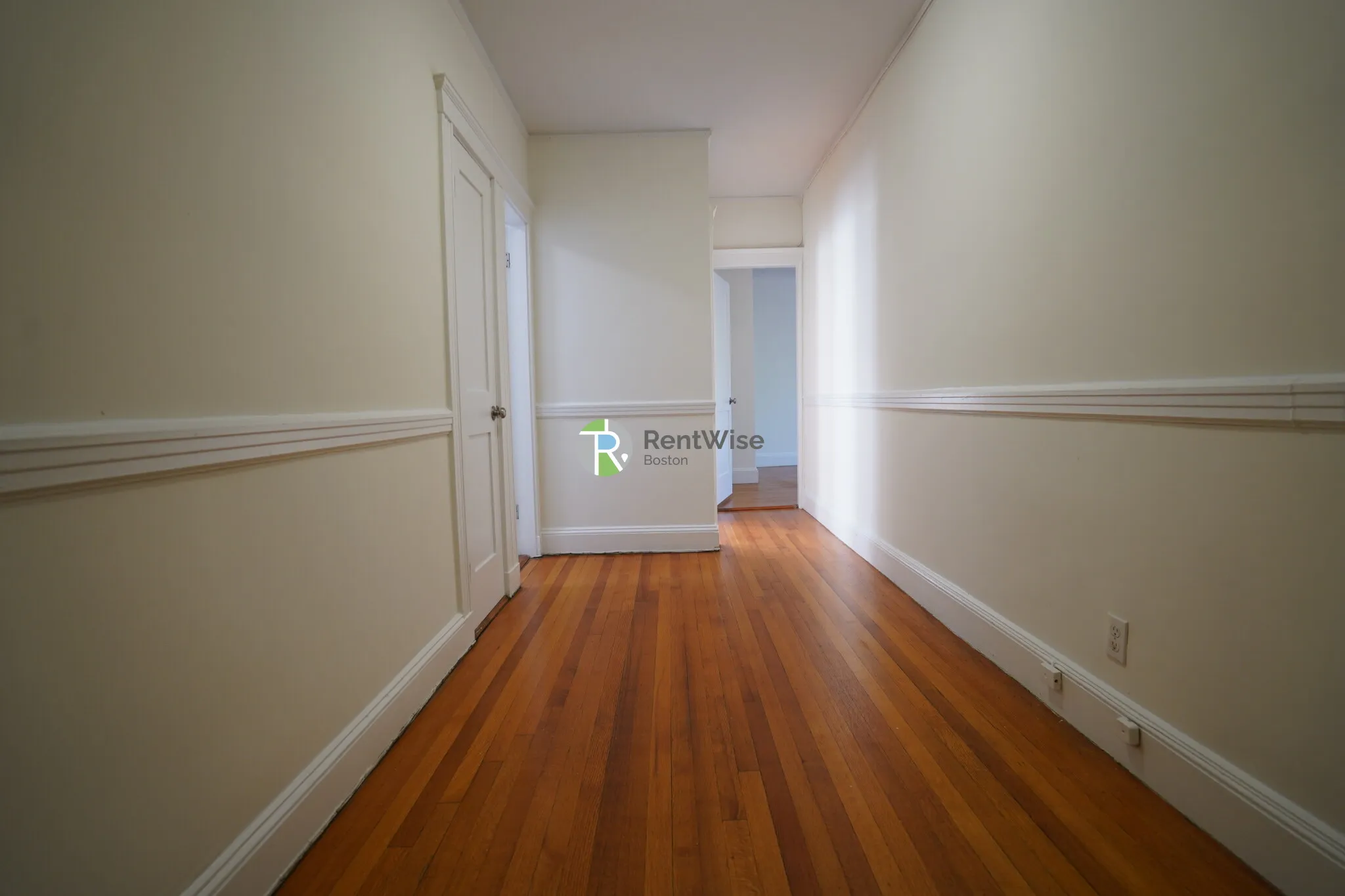 1850 Commonwealth Ave, Brighton