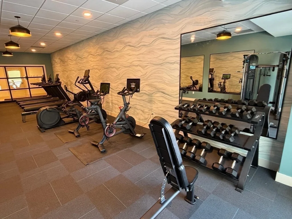 1025 Massachusetts Ave, Arlington Heights