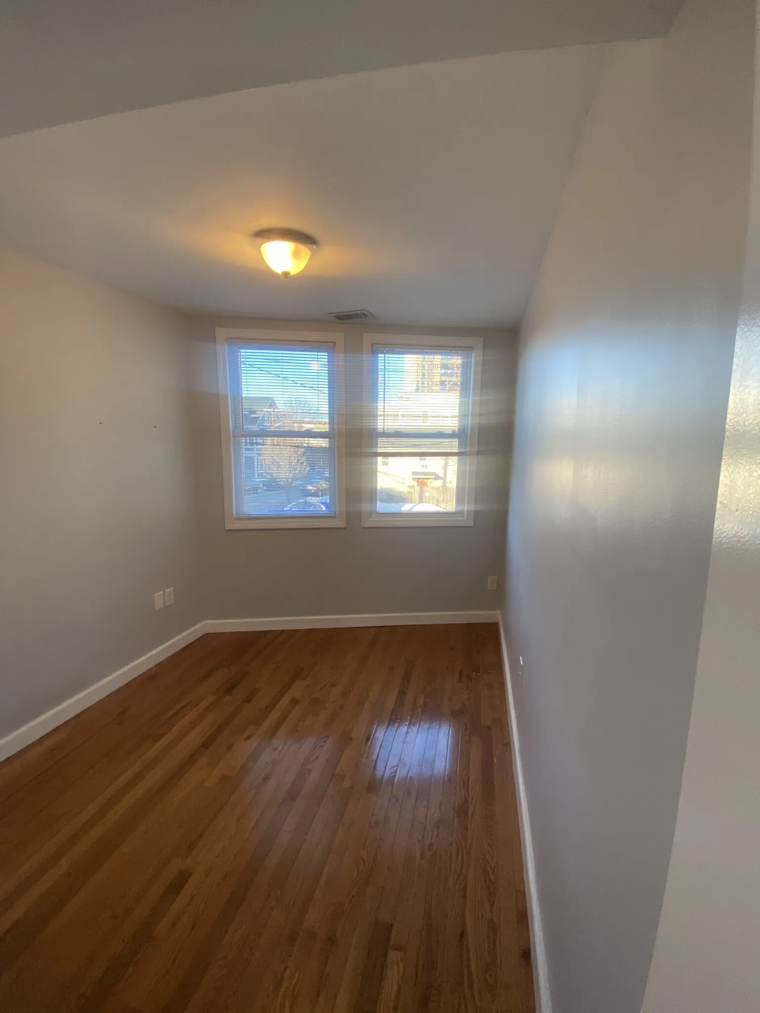 202 Third St, East Cambridge