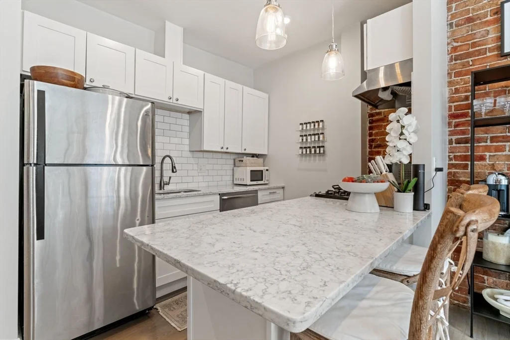 91 Waltham St, South End