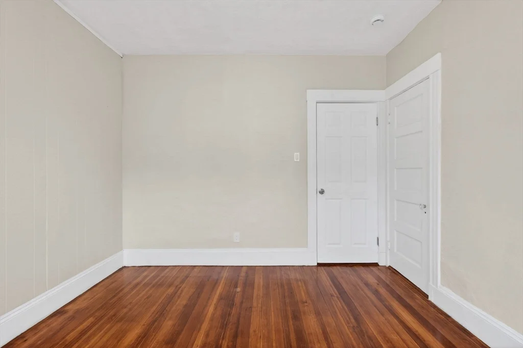 64 Topliff, Dorchester