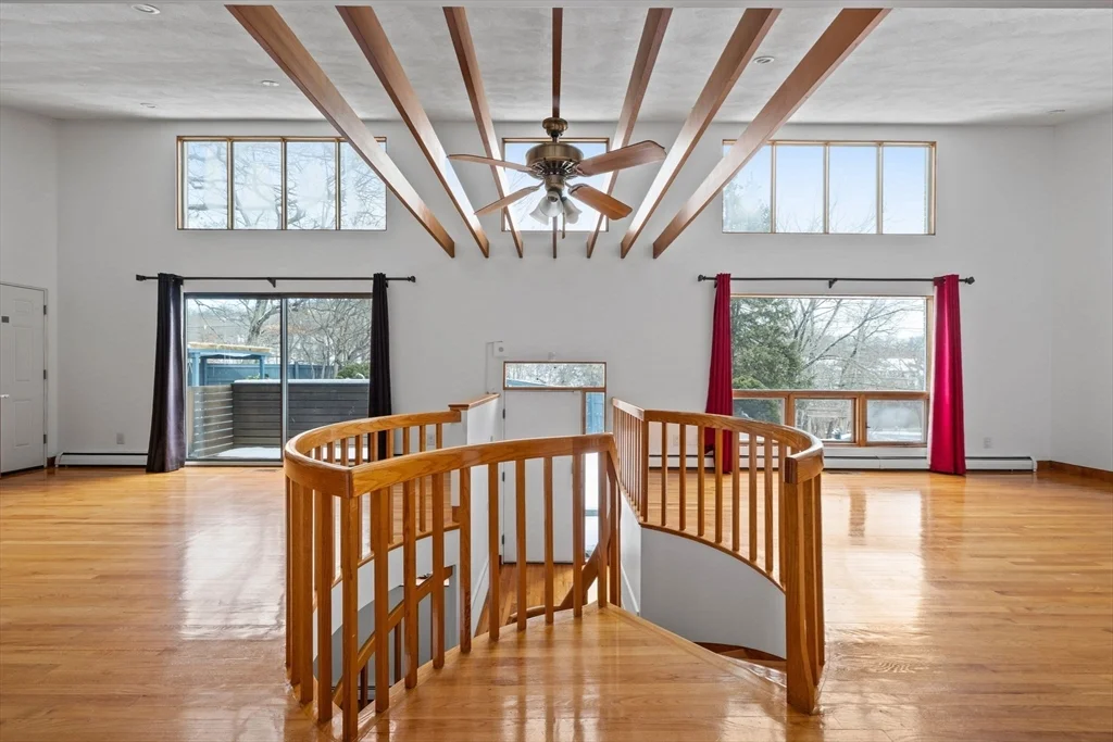 330 Cambridge St, Winchester