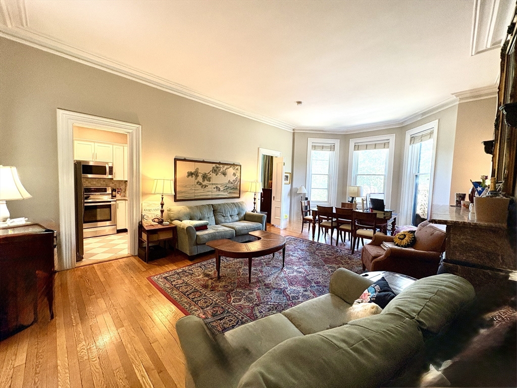 86 Commonwealth Ave, Back Bay