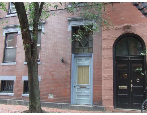6 Revere St, Beacon Hill