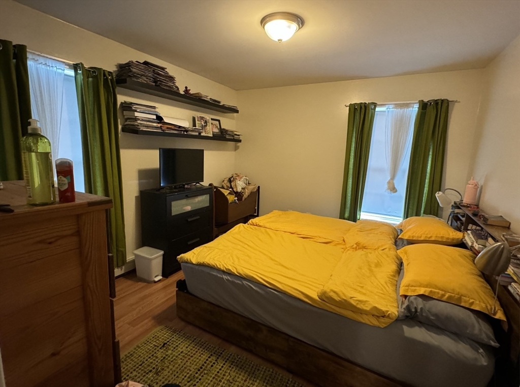 86 Endicott St, Peabody