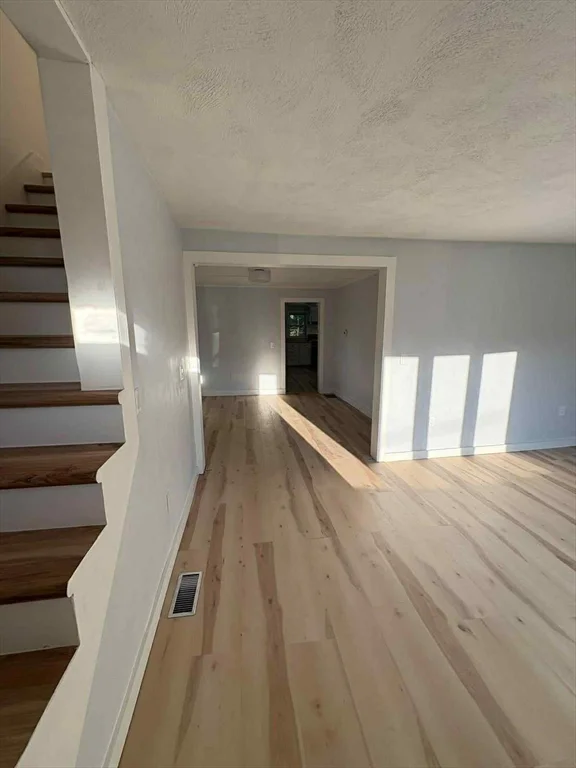 40 Green St, Milford