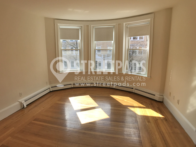 17 Fairbanks St, Griggs Park