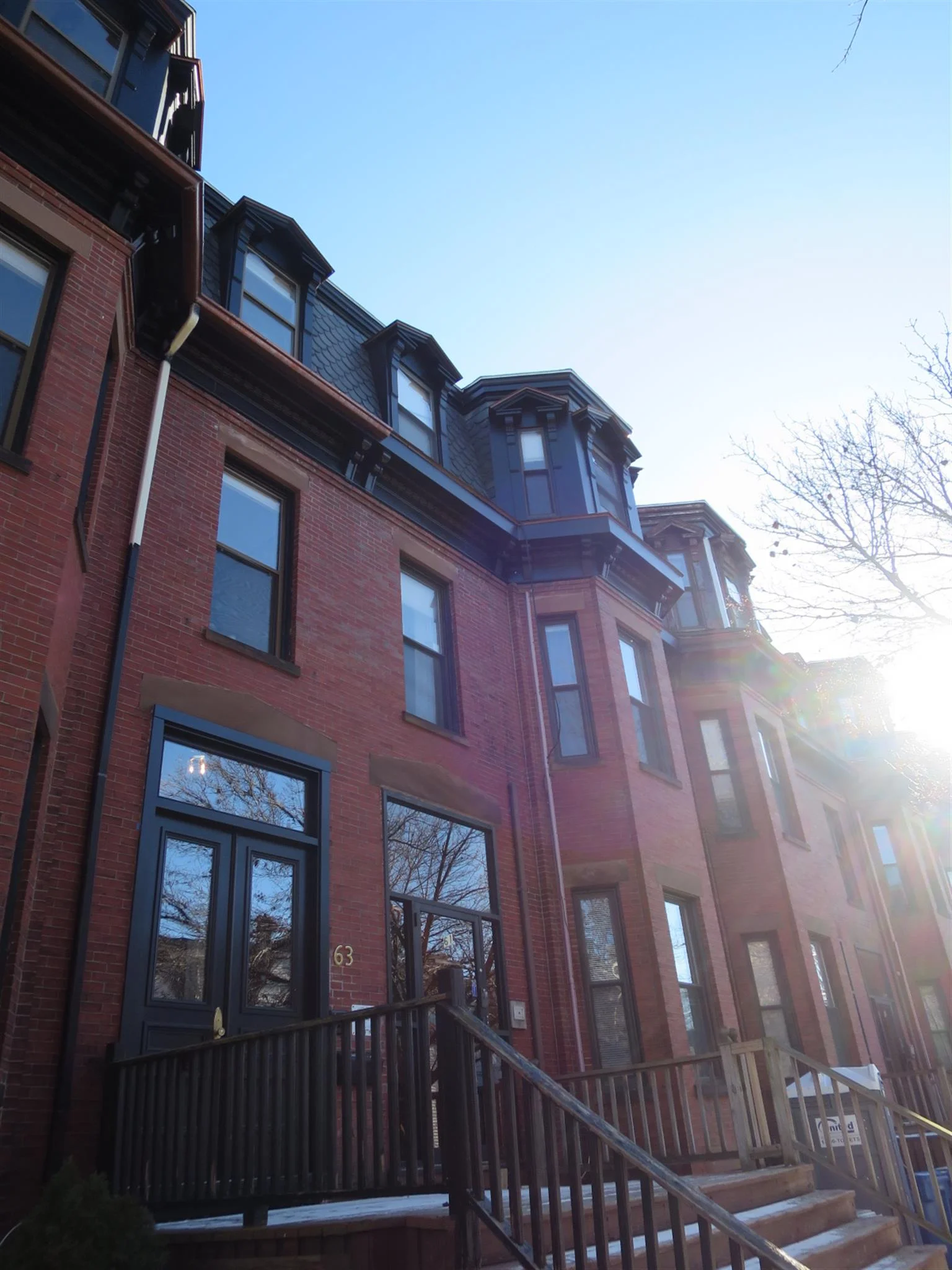 61 Adams St, Winter Hill