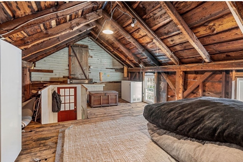 6 Depot St, Westford