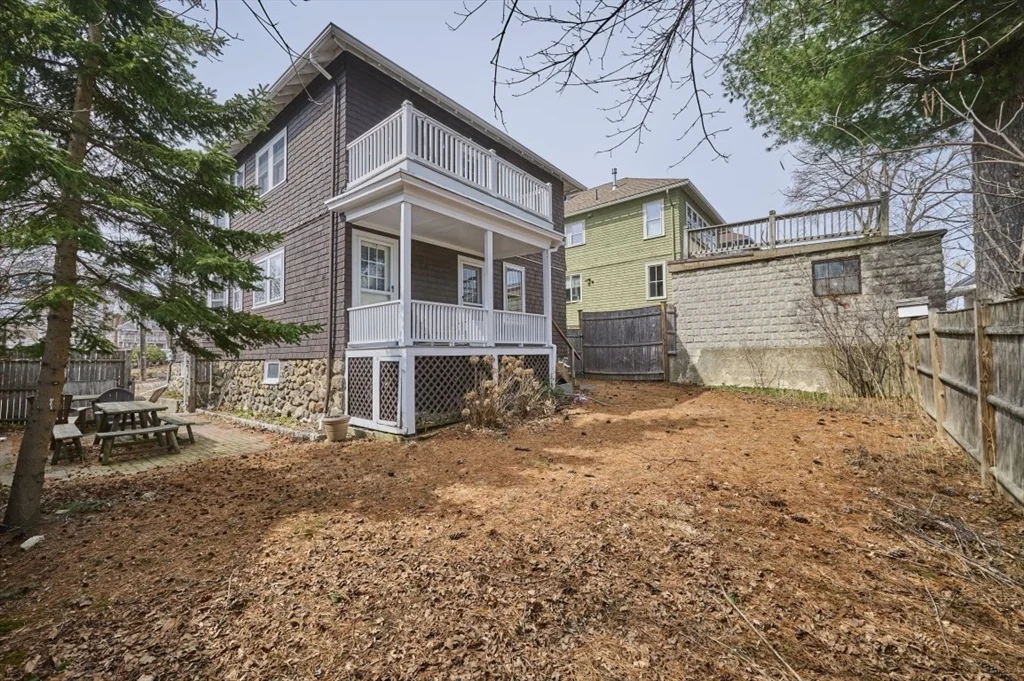 125 Winsor Ave, East Watertown