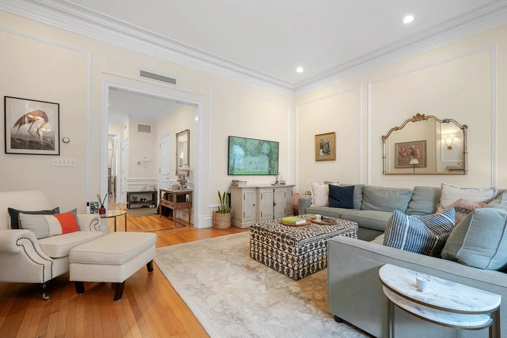 28 Marlborough St, Back Bay