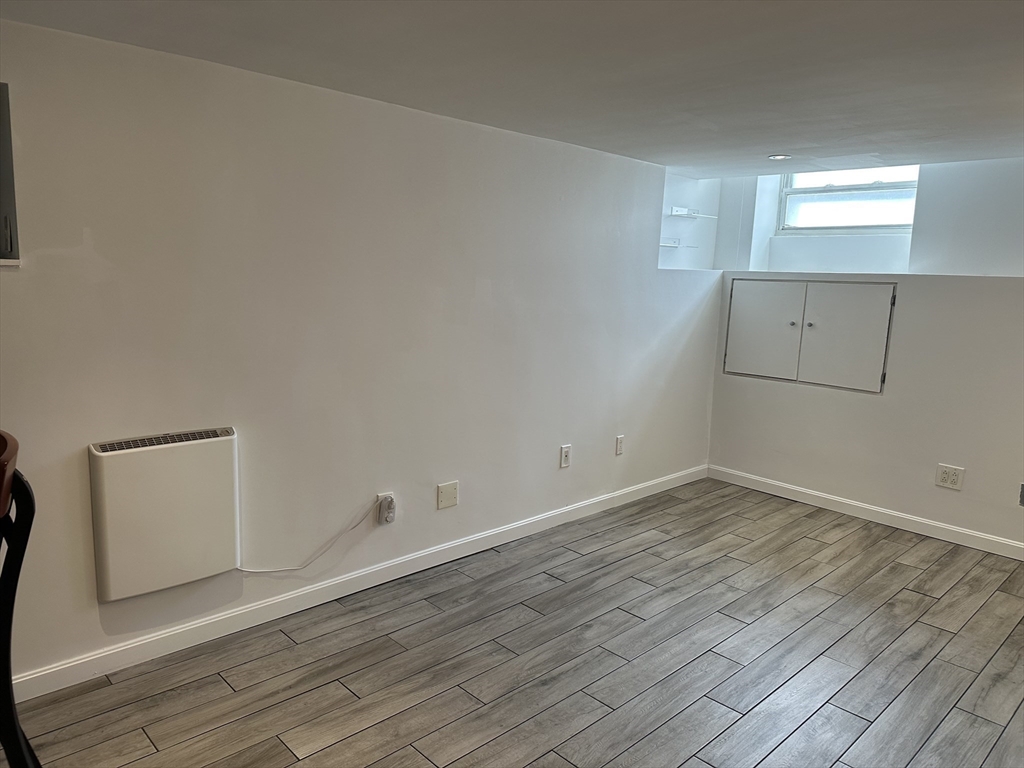 92 Green St, Charlestown