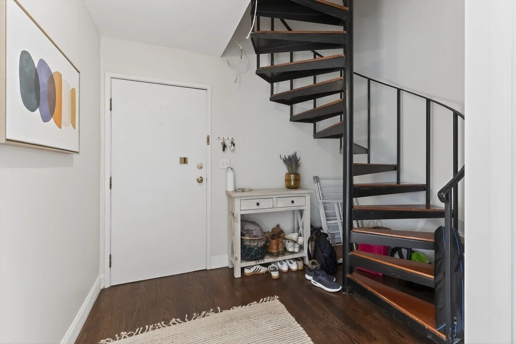 9 Appleton St, South End