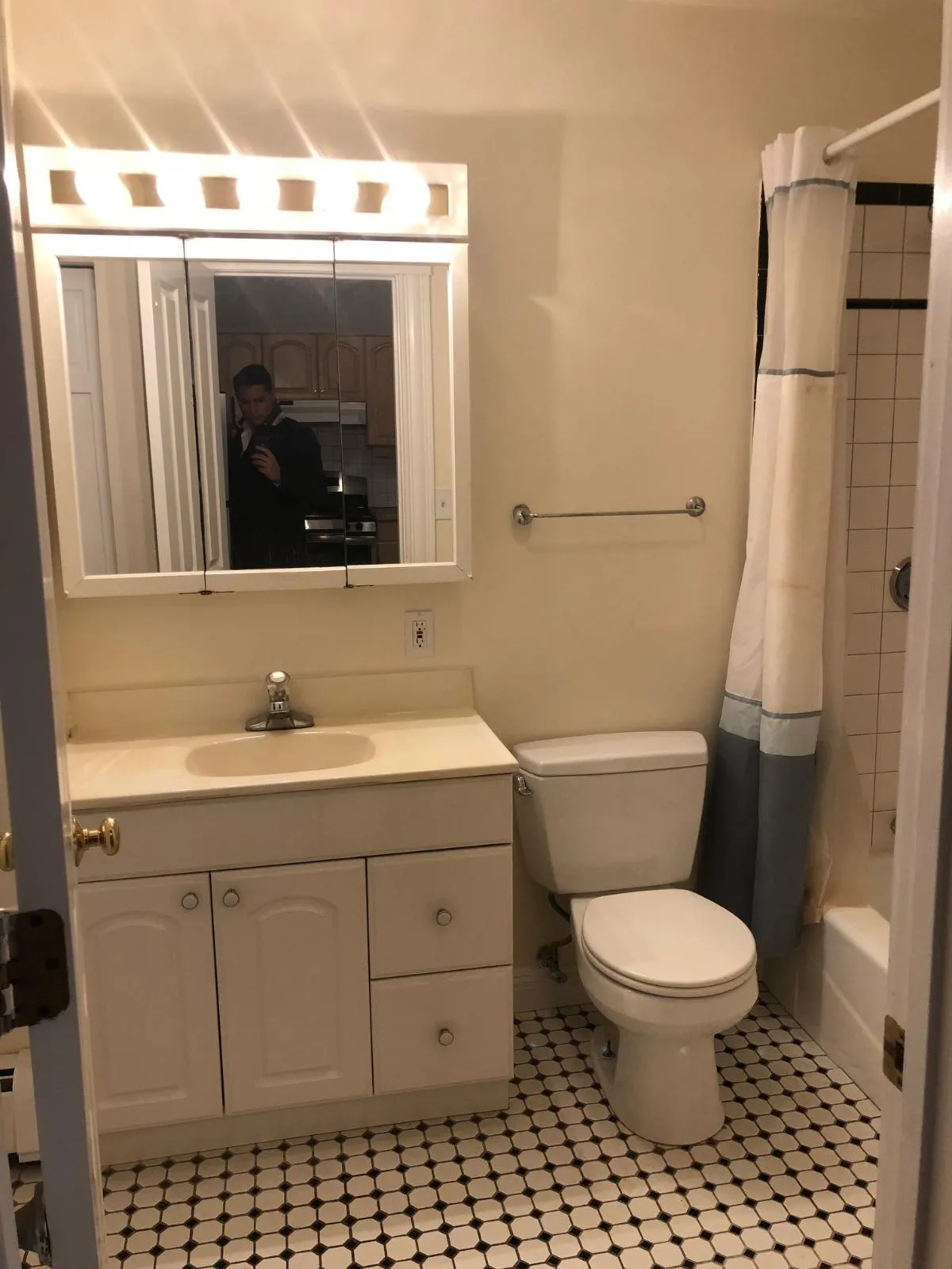 74 Gore St, East Cambridge