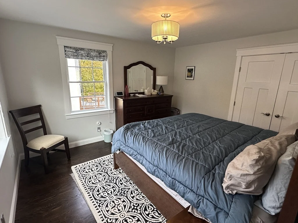 53 Old Mystic St, Arlington