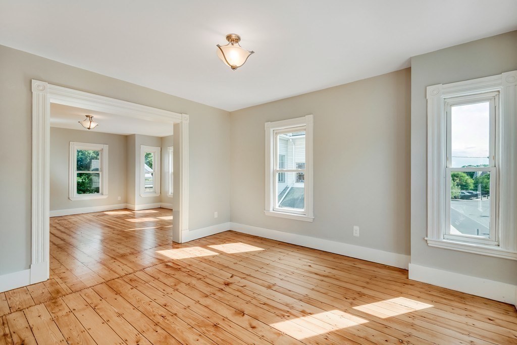 48 Ashland St, Malden