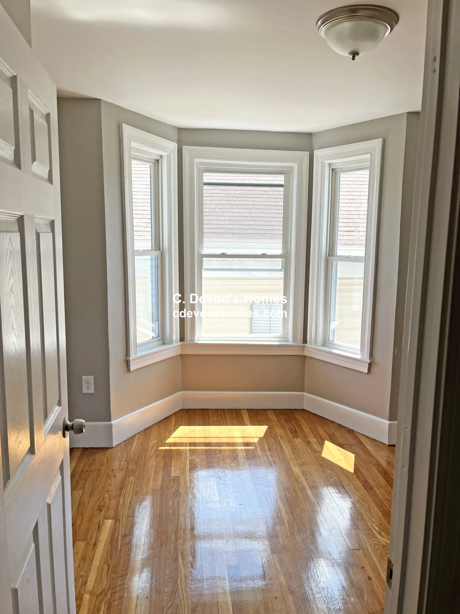 35 Burchstead Pl, Lynn