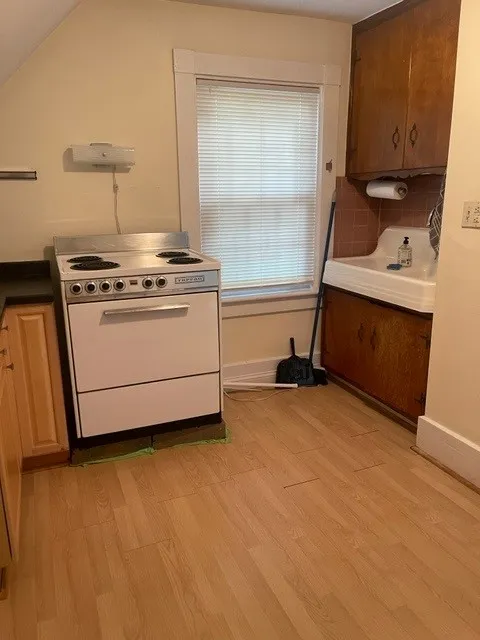 256 Lowell Ave, Newtonville