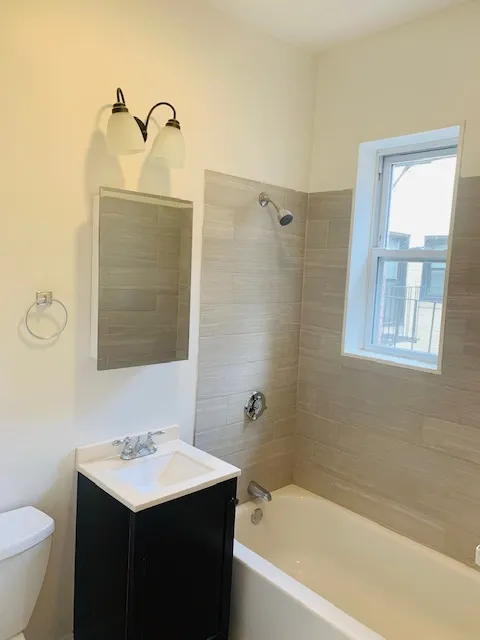 37 Hemenway St, Fenway