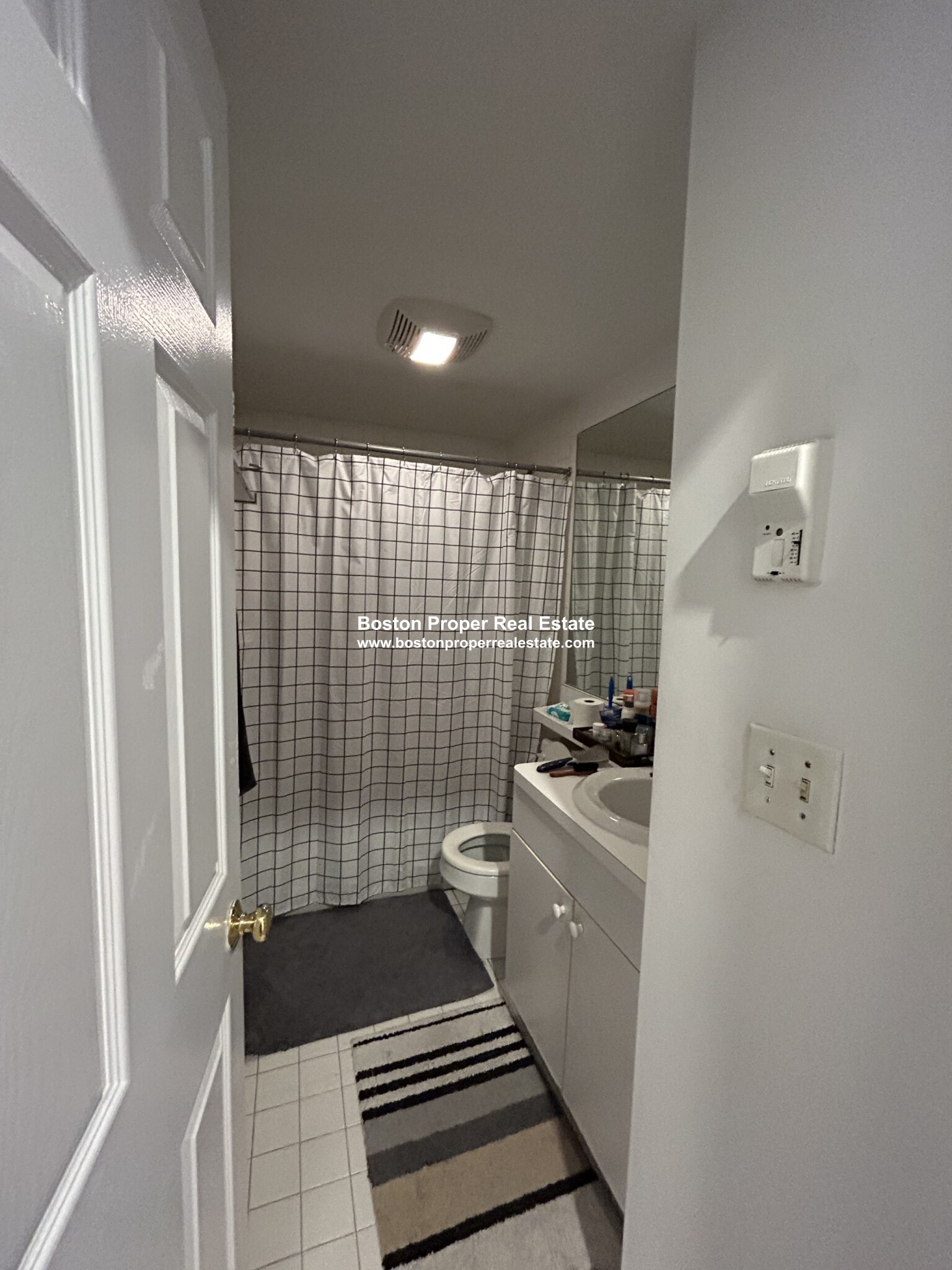 1742 Washington St, South End